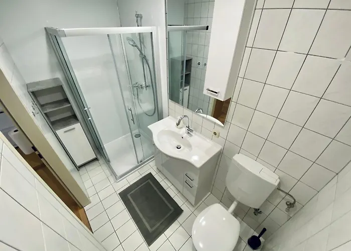 Loser Im Zentrum 아파트 *